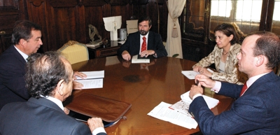 El Decano se reunió con la Ministra de Medio Ambiente y Medio Rural y Marino.